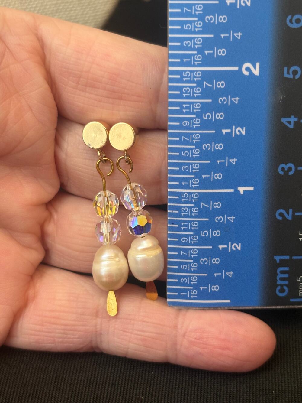 Vintage Style Genuine Freshwater Pearl Drop Earrings Gold Tone